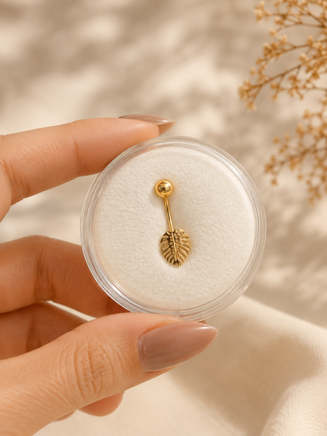 14K Gold Monstera Leaf Belly Piercing - Natural Elegance