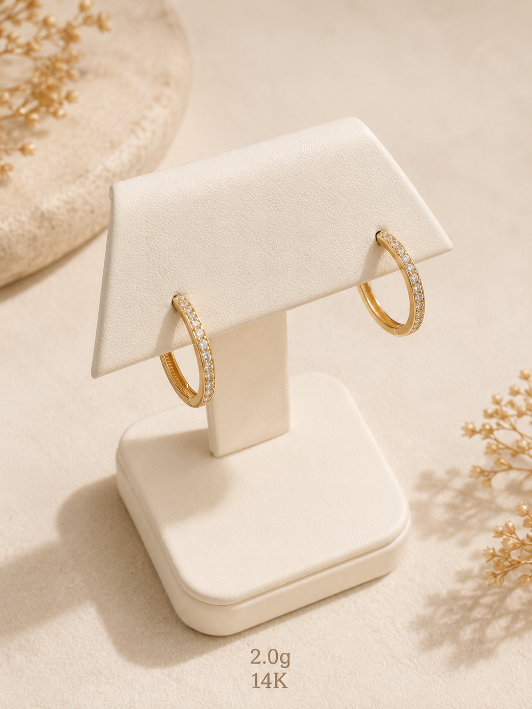 Argollas Clásicas Brillantes - Elegancia en Oro de 14K