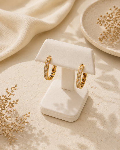 Argollas Luminosas de Oro 14K con Circonias - Elegancia y Brillo Eterno
